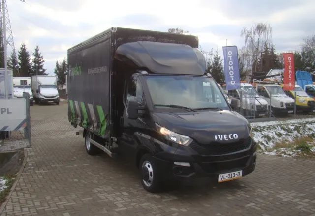Iveco DAILY 35 C 15 3.0TDI FIRANA Z PRAWEJ STRONY 3.5T DMC WINDA - Carrinha de contentor: foto 3 Iveco DAILY 35 C 15 3.0TDI FIRANA Z PRAWEJ STRONY 3.5T DMC WINDA - Carrinha de contentor: foto 3