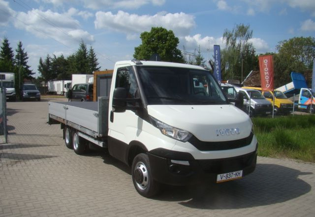 Iveco DAILY 40 C 17 3.0TDI CLIXSTAR PRAWOJAZDY E DO B 3400KGŁADOWNOŚCI - Carrinha de caixa aberta: foto 4 Iveco DAILY 40 C 17 3.0TDI CLIXSTAR PRAWOJAZDY E DO B 3400KGŁADOWNOŚCI - Carrinha de caixa aberta: foto 4