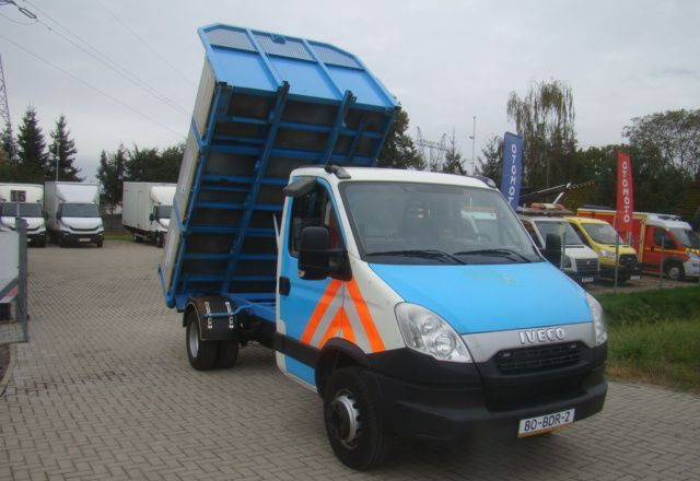 Iveco DAILY 70 C 15 3.0TDI 3.5T 3.65M WYWROTKA - Carrinha basculante: foto 3 Iveco DAILY 70 C 15 3.0TDI 3.5T 3.65M WYWROTKA - Carrinha basculante: foto 3