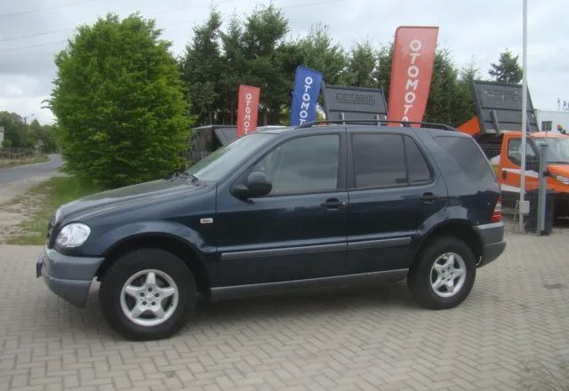 Mercedes-Benz ML 270 2.7CDI CIĘŻARYY 2-OSOBY 3.365KG-NA HAKU - Furgão compacto: foto 2 Mercedes-Benz ML 270 2.7CDI CIĘŻARYY 2-OSOBY 3.365KG-NA HAKU - Furgão compacto: foto 2