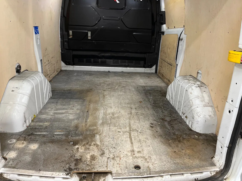 Ford Transit Custom 2.0tdci l1h1 300 trend 96kW aut - Furgão compacto: foto 5 Ford Transit Custom 2.0tdci l1h1 300 trend 96kW aut - Furgão compacto: foto 5