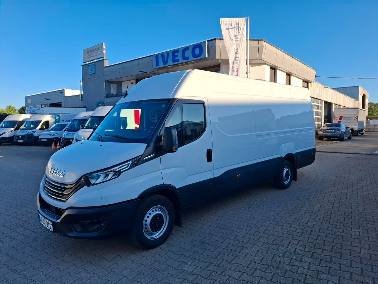 Iveco 35-160V/P, Luftfed., KLima, HiMatic, DAB,. - Furgão: foto 1 Iveco 35-160V/P, Luftfed., KLima, HiMatic, DAB,. - Furgão: foto 1