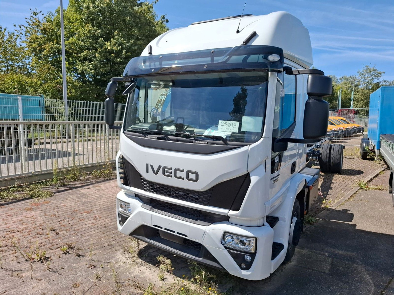 Iveco ML 140-280 FFH, Fahrgestell, Luft, Klima, ... - Camião chassi: foto 1 Iveco ML 140-280 FFH, Fahrgestell, Luft, Klima, ... - Camião chassi: foto 1