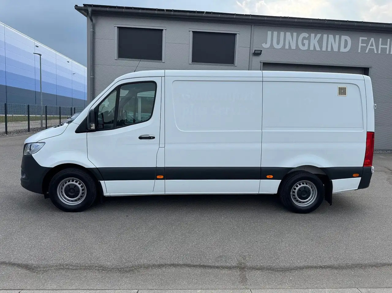 Mercedes-Benz Sprinter 316 CDI Flach Lang Klima MBUX - Furgão: foto 3 Mercedes-Benz Sprinter 316 CDI Flach Lang Klima MBUX - Furgão: foto 3