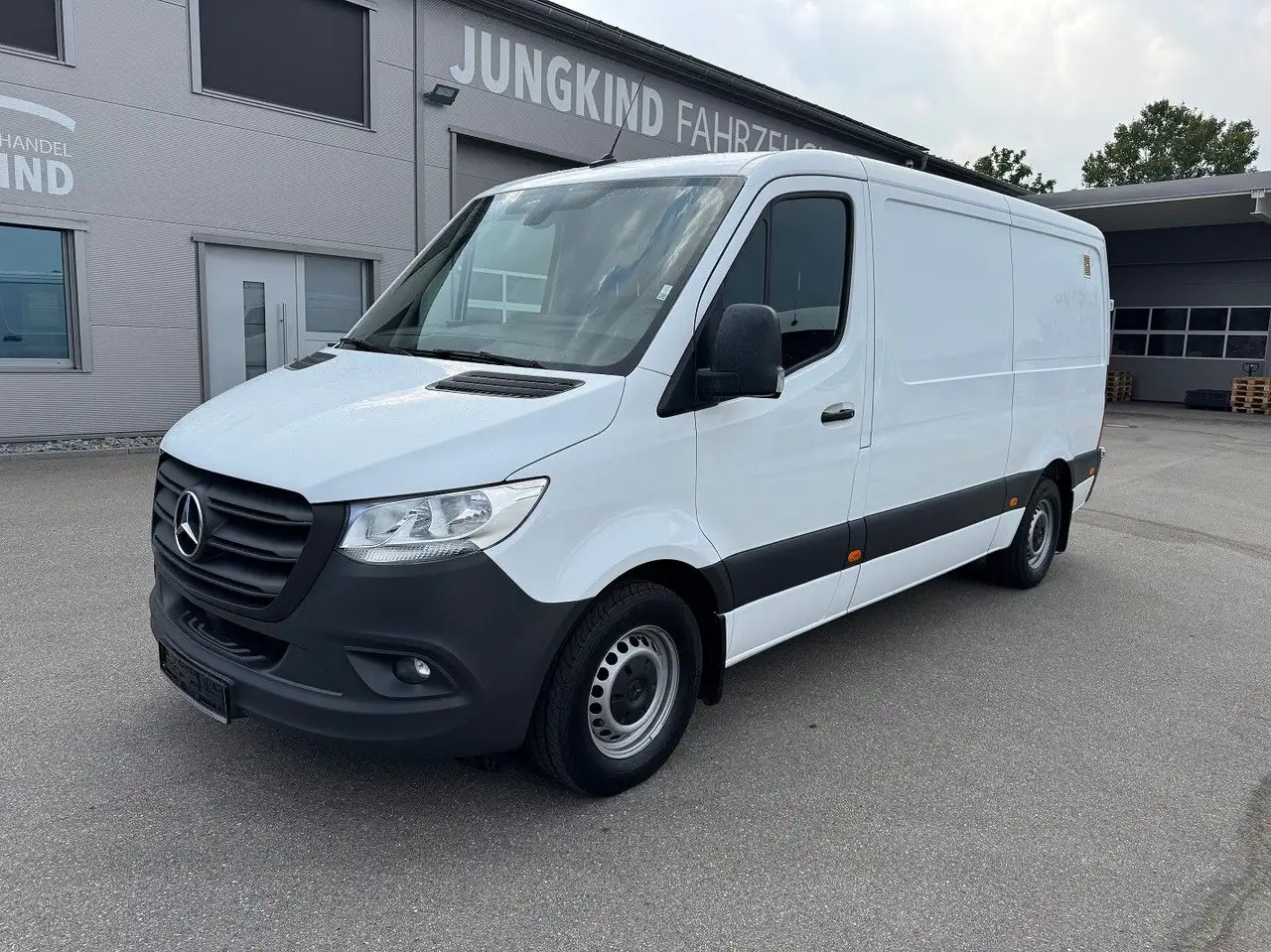 Mercedes-Benz Sprinter 316 CDI Flach Lang Klima MBUX - Furgão: foto 1 Mercedes-Benz Sprinter 316 CDI Flach Lang Klima MBUX - Furgão: foto 1