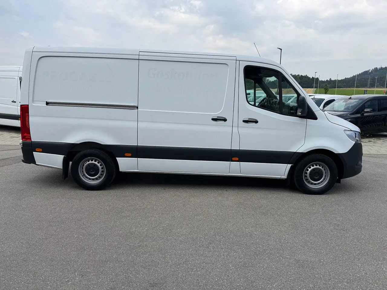 Mercedes-Benz Sprinter 316 CDI Flach Lang Klima MBUX - Furgão: foto 4 Mercedes-Benz Sprinter 316 CDI Flach Lang Klima MBUX - Furgão: foto 4