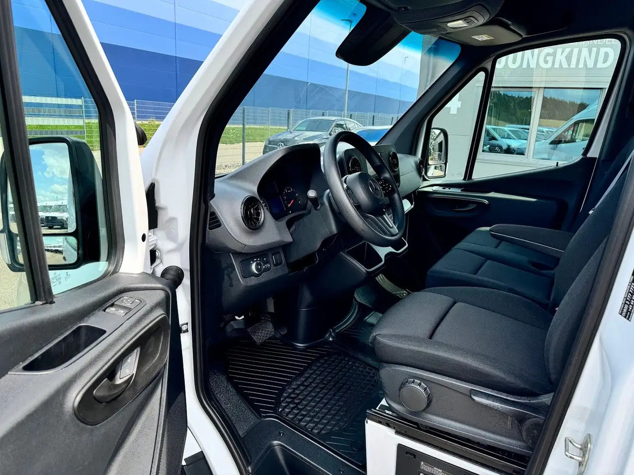 Furgão Mercedes-Benz Sprinter 316 CDI Maxi Lang Extrahoch XXL Klima: foto 9 Furgão Mercedes-Benz Sprinter 316 CDI Maxi Lang Extrahoch XXL Klima: foto 9