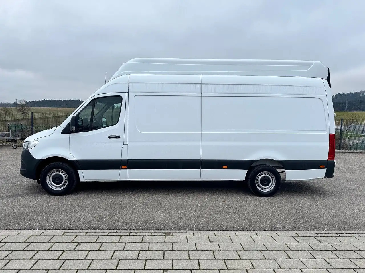 Mercedes-Benz Sprinter 316 CDI Maxi Lang Extrahoch XXL Klima M - Furgão: foto 3 Mercedes-Benz Sprinter 316 CDI Maxi Lang Extrahoch XXL Klima M - Furgão: foto 3