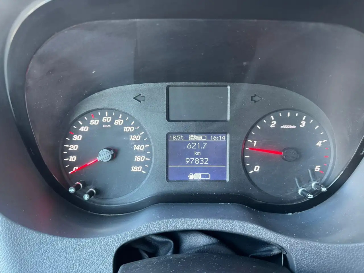 Mercedes-Benz Sprinter 317 CDI Lang DoKa Pritsche AHK 3,5t - Carrinha de caixa aberta, Carrinha cabine dupla: foto 4 Mercedes-Benz Sprinter 317 CDI Lang DoKa Pritsche AHK 3,5t - Carrinha de caixa aberta, Carrinha cabine dupla: foto 4