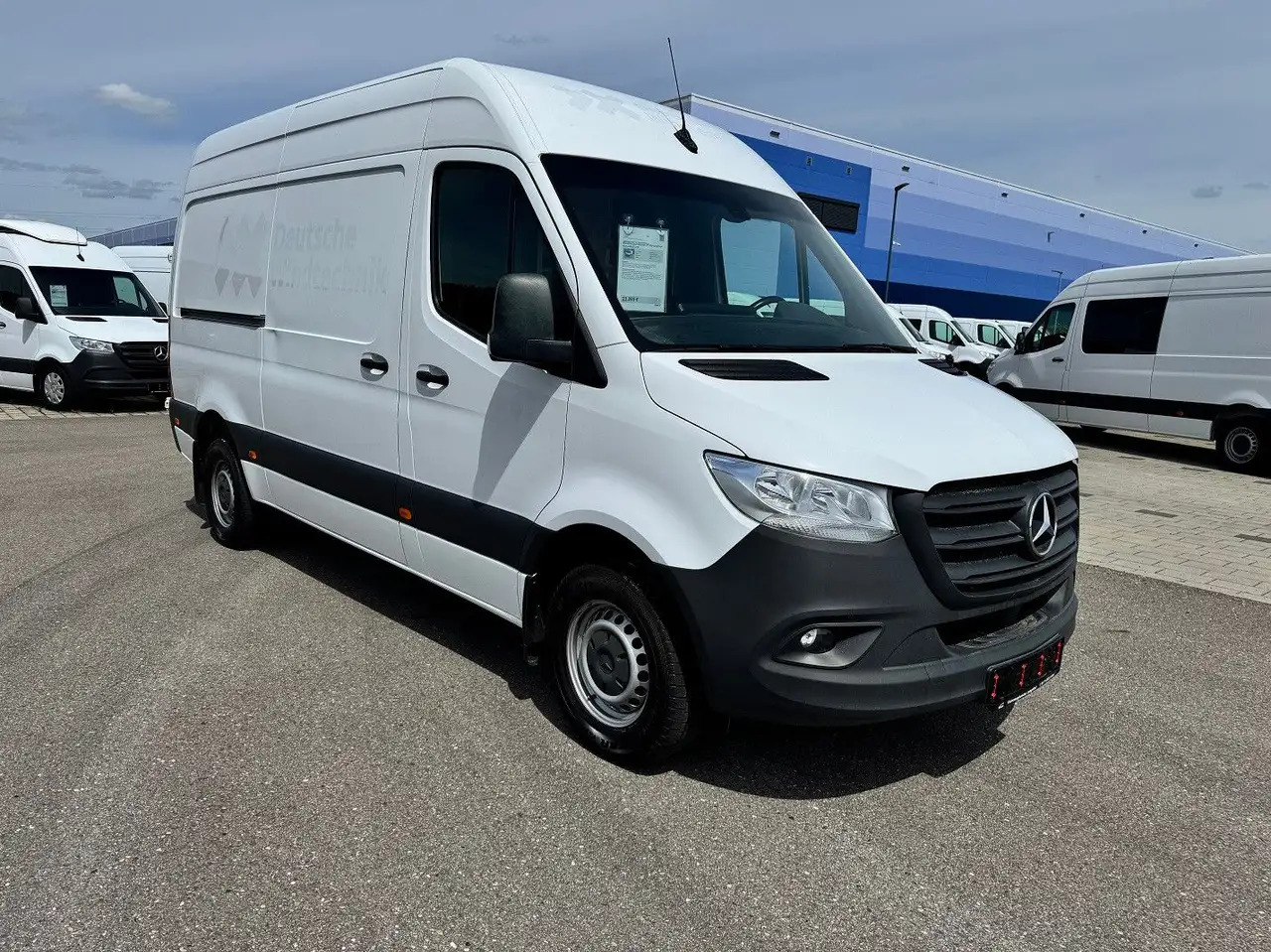 Mercedes-Benz Sprinter 317 CDI Lang Hoch Klima MBUX AHK - Furgão: foto 2 Mercedes-Benz Sprinter 317 CDI Lang Hoch Klima MBUX AHK - Furgão: foto 2