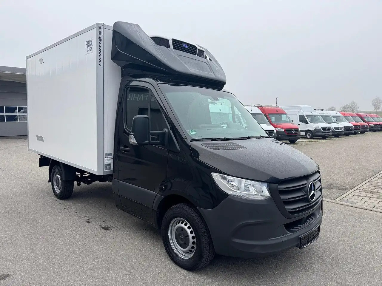 Mercedes-Benz Sprinter 317 CDI Lang Tiefkühlkoffer Carrier - Carrinha frigorífica: foto 2 Mercedes-Benz Sprinter 317 CDI Lang Tiefkühlkoffer Carrier - Carrinha frigorífica: foto 2