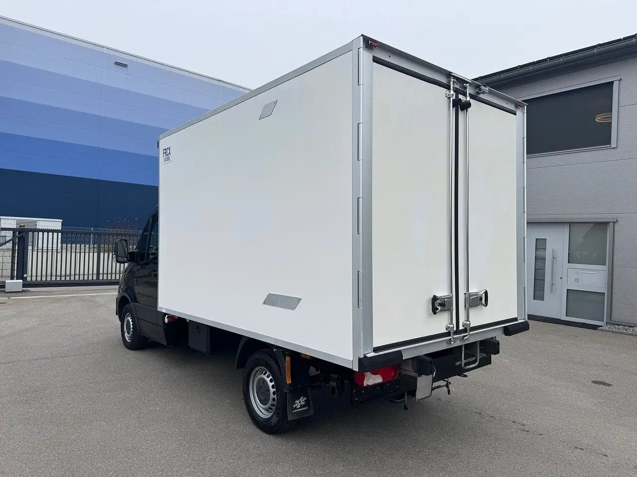 Mercedes-Benz Sprinter 317 CDI Lang Tiefkühlkoffer Carrier - Carrinha frigorífica: foto 5 Mercedes-Benz Sprinter 317 CDI Lang Tiefkühlkoffer Carrier - Carrinha frigorífica: foto 5