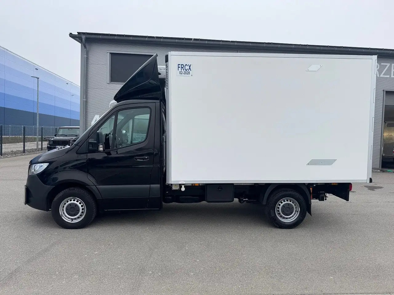 Mercedes-Benz Sprinter 317 CDI Lang Tiefkühlkoffer Carrier - Carrinha frigorífica: foto 3 Mercedes-Benz Sprinter 317 CDI Lang Tiefkühlkoffer Carrier - Carrinha frigorífica: foto 3