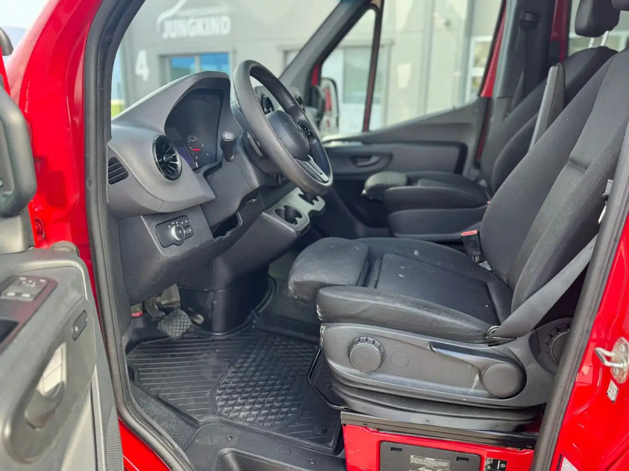 Mercedes-Benz Sprinter 317 CDI Maxi Lang Mixto AHK 3,5t MBUX - Furgão, Carrinha cabine dupla: foto 4 Mercedes-Benz Sprinter 317 CDI Maxi Lang Mixto AHK 3,5t MBUX - Furgão, Carrinha cabine dupla: foto 4