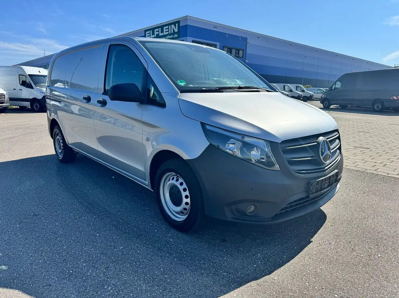 Mercedes-Benz Vito 114 CDI Kompakt Silber Bott - Furgão: foto 2 Mercedes-Benz Vito 114 CDI Kompakt Silber Bott - Furgão: foto 2