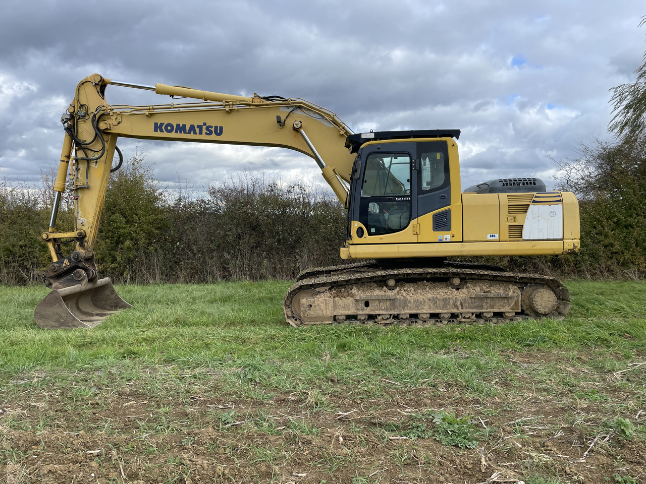 Komatsu PC210LC-8 - Escavadora de rastos: foto 1 Komatsu PC210LC-8 - Escavadora de rastos: foto 1