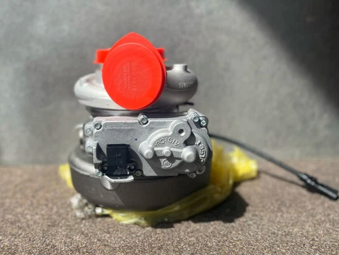 Nowa Turbosprężarka HE300VG DAF EURO 6 POLIFT - Turbocompressor para Camião: foto 3 Nowa Turbosprężarka HE300VG DAF EURO 6 POLIFT - Turbocompressor para Camião: foto 3