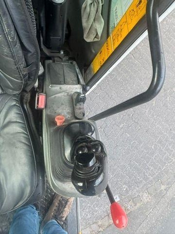 Escavadeira de rodas Liebherr LH26: foto 7 Escavadeira de rodas Liebherr LH26: foto 7