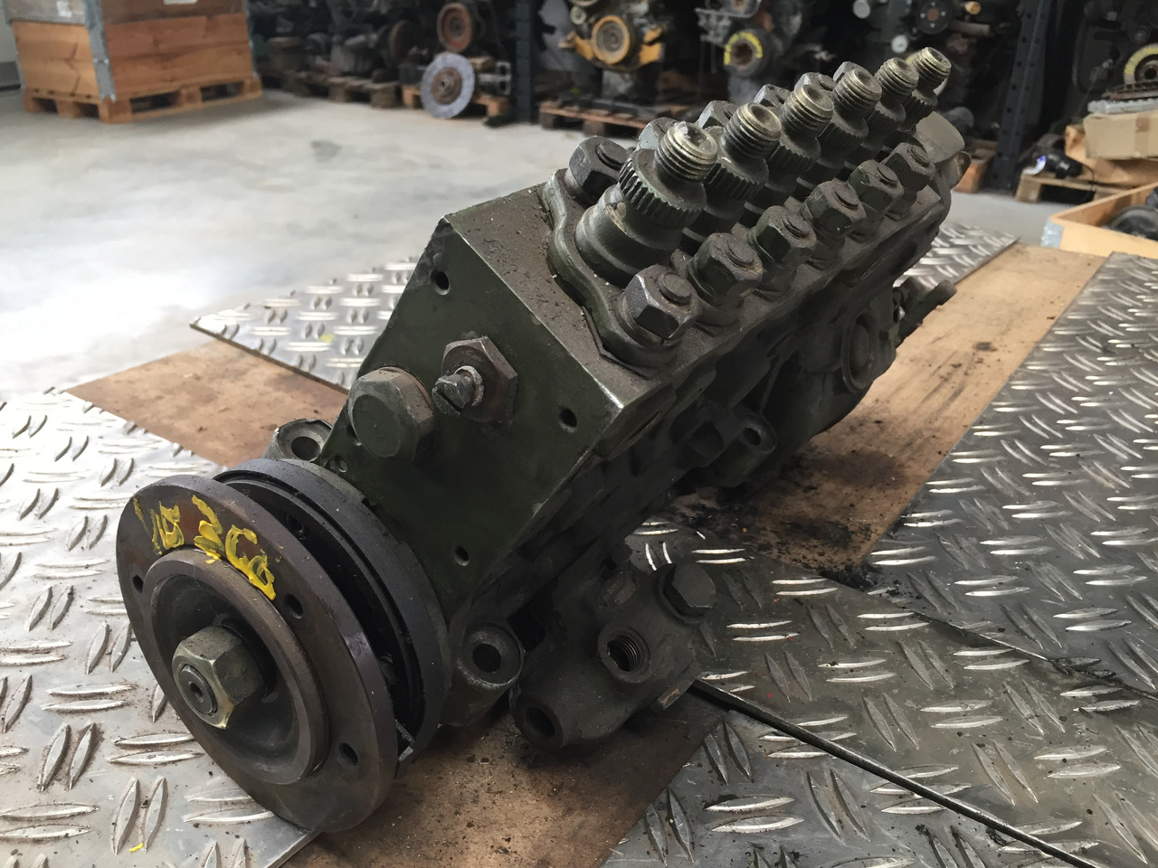 Bomba de combustivel para Camião Gebrauchte Einspritzpumpe MB 814, Typ : OM 366, Artikel - Nr. : 81.99999 - 9999: foto 11