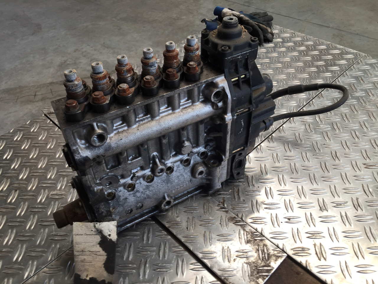 Bomba de combustivel para Camião Gebrauchte Elektr. Einspritzpumpe MAN 19.403, F2000, Artikel - Nr. : 51.11103 - 7591: foto 6