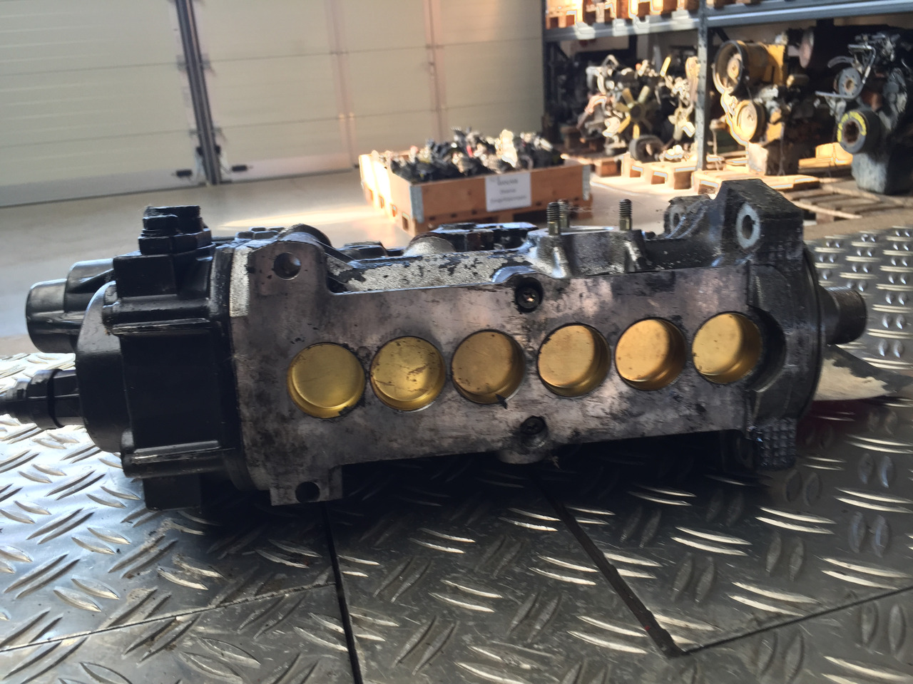 Bomba de combustivel para Camião Gebrauchte Elektr. Einspritzpumpe MAN 19.403, F2000, Artikel - Nr. : 51.11103 - 7591: foto 13