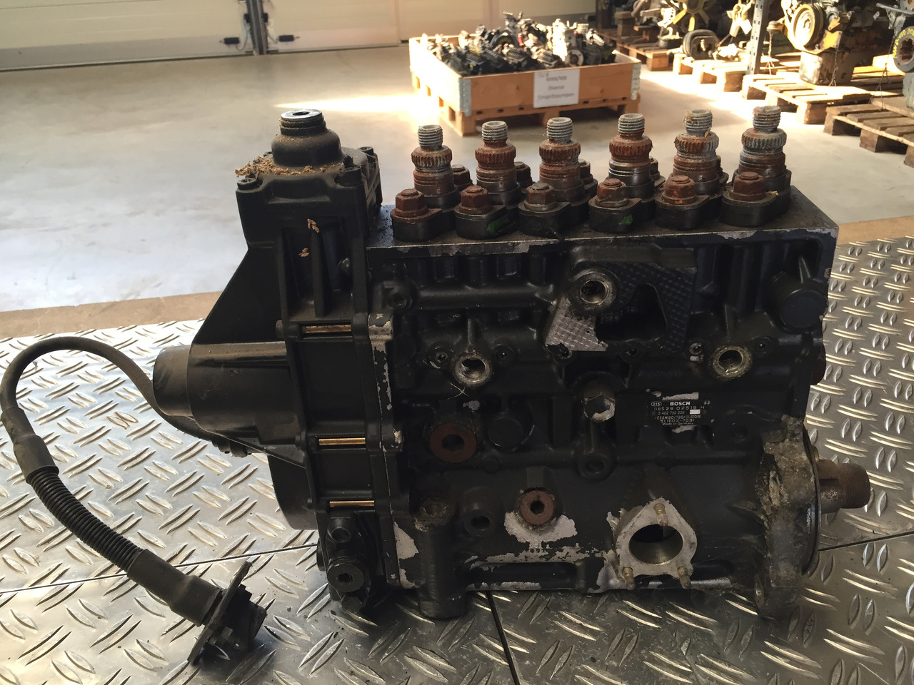 Bomba de combustivel para Camião Gebrauchte Elektr. Einspritzpumpe MAN 19.403, F2000, Artikel - Nr. : 51.11103 - 7591: foto 18