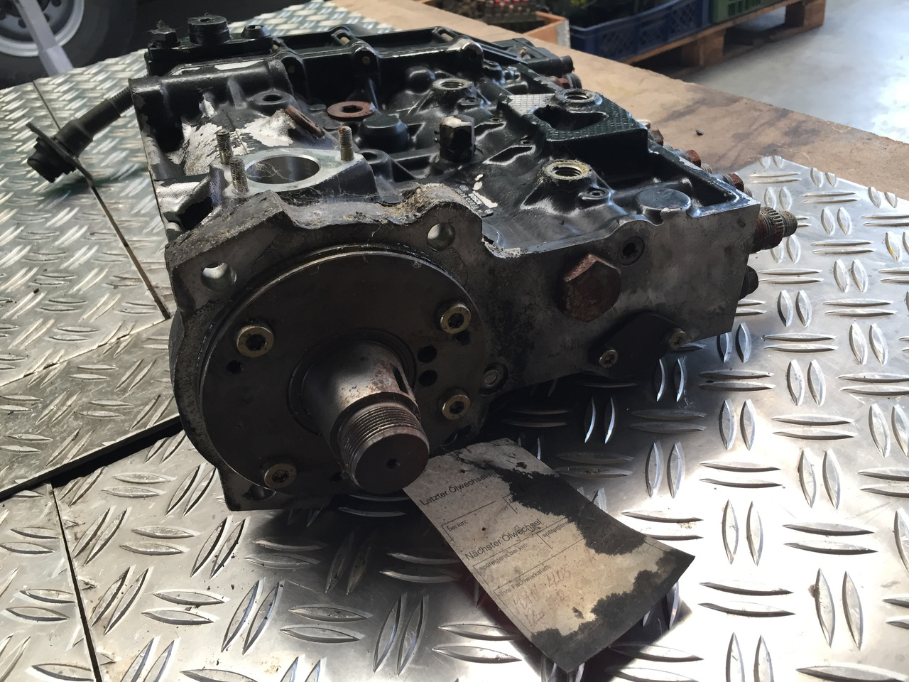 Bomba de combustivel para Camião Gebrauchte Elektr. Einspritzpumpe MAN 19.403, F2000, Artikel - Nr. : 51.11103 - 7591: foto 16