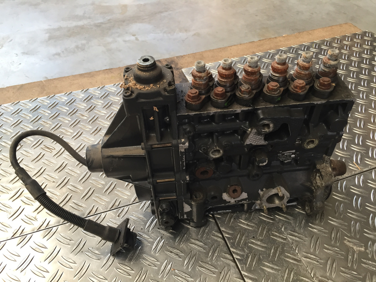 Bomba de combustivel para Camião Gebrauchte Elektr. Einspritzpumpe MAN 19.403, F2000, Artikel - Nr. : 51.11103 - 7591: foto 17