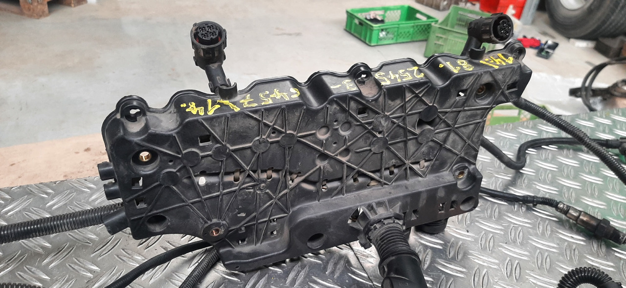 Gebrauchter MAN TGL 8.220 Motor - Kabelbaum / Kabelstrang , Artikel - Nr. : 81.25453 - 6457 - Cables/ Wire harness para Camião: foto 3 Gebrauchter MAN TGL 8.220 Motor - Kabelbaum / Kabelstrang , Artikel - Nr. : 81.25453 - 6457 - Cables/ Wire harness para Camião: foto 3