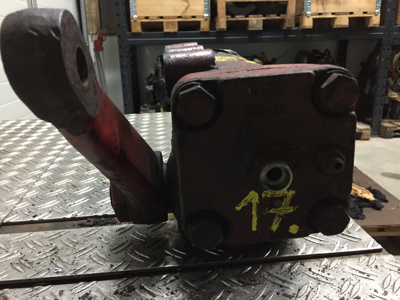 Gebrauchtes Lenkgetriebe MAN F90, 12.232, Artikel - Nr.: 81.9999 - 9999 - Caixa de direção para Camião: foto 3 Gebrauchtes Lenkgetriebe MAN F90, 12.232, Artikel - Nr.: 81.9999 - 9999 - Caixa de direção para Camião: foto 3