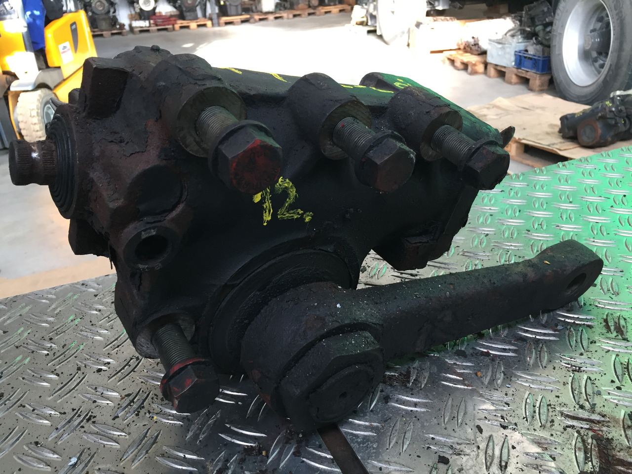 Gebrauchtes Lenkgetriebe MAN F90, 14.232, Artikel - Nr.: 81.9999 - 9999 - Caixa de direção para Camião: foto 5 Gebrauchtes Lenkgetriebe MAN F90, 14.232, Artikel - Nr.: 81.9999 - 9999 - Caixa de direção para Camião: foto 5