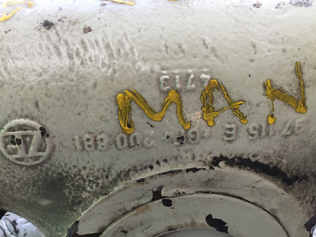 Gebrauchtes Lenkgetriebe MAN F90, 17.232, Artikel - Nr.: 81.9999 - 9999 - Caixa de direção para Camião: foto 5 Gebrauchtes Lenkgetriebe MAN F90, 17.232, Artikel - Nr.: 81.9999 - 9999 - Caixa de direção para Camião: foto 5