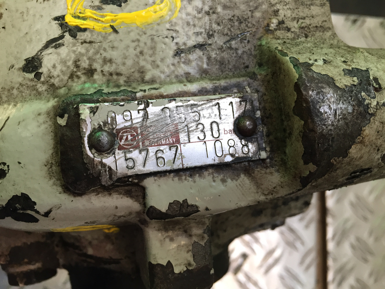 Gebrauchtes Lenkgetriebe MAN F90, 17.232, Artikel - Nr.: 81.9999 - 9999 - Caixa de direção para Camião: foto 2 Gebrauchtes Lenkgetriebe MAN F90, 17.232, Artikel - Nr.: 81.9999 - 9999 - Caixa de direção para Camião: foto 2