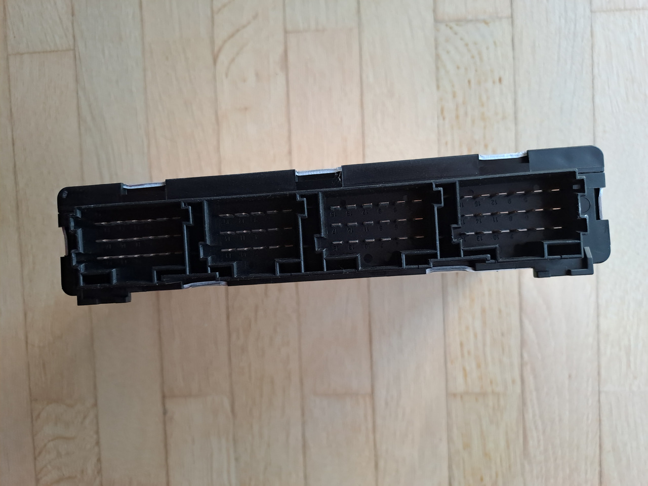 Gebrauchtes MAN TGL / TG2 Steuergerät Fahrzeugführungsrechner, Artikel - Nr. : 81.25805 - 7087 - Centralina electrónica para Camião: foto 2 Gebrauchtes MAN TGL / TG2 Steuergerät Fahrzeugführungsrechner, Artikel - Nr. : 81.25805 - 7087 - Centralina electrónica para Camião: foto 2