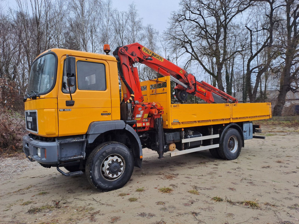 MAN 19.403 Pritsche 4x4 mit Palfingerkran PK 21000 mit Funk - Fernbedienung - Camião grua: foto 1 MAN 19.403 Pritsche 4x4 mit Palfingerkran PK 21000 mit Funk - Fernbedienung - Camião grua: foto 1