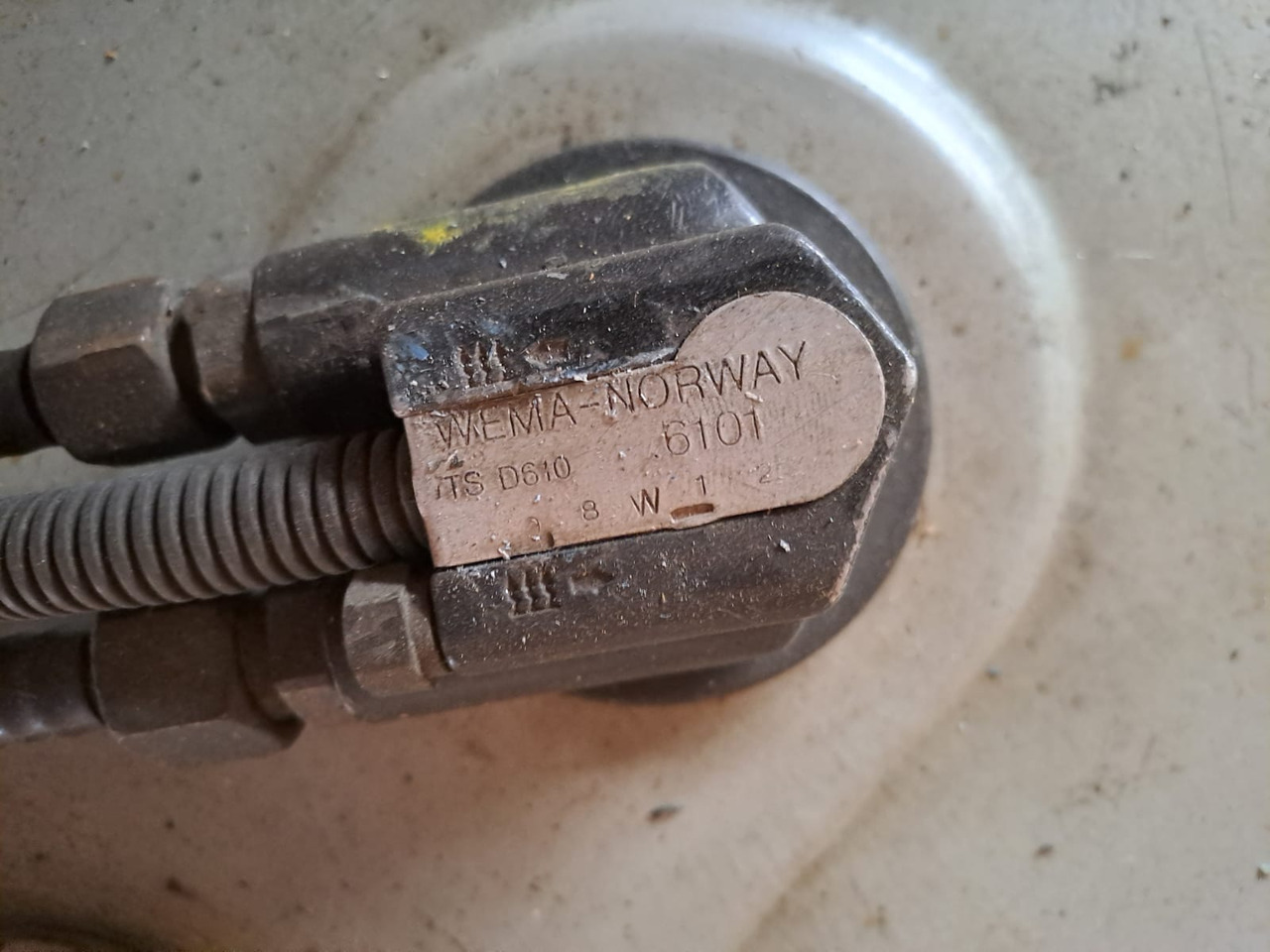 MAN MAN TGA - Tanque de combustível: foto 5 MAN MAN TGA - Tanque de combustível: foto 5