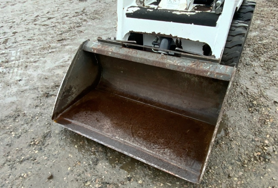 BOBCAT S70 - Mini pá carregadora: foto 3 BOBCAT S70 - Mini pá carregadora: foto 3