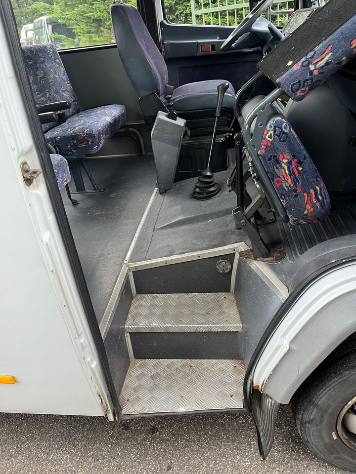 Mercedes-Benz Vario 814 Retarder - Ônibus suburbano: foto 5 Mercedes-Benz Vario 814 Retarder - Ônibus suburbano: foto 5