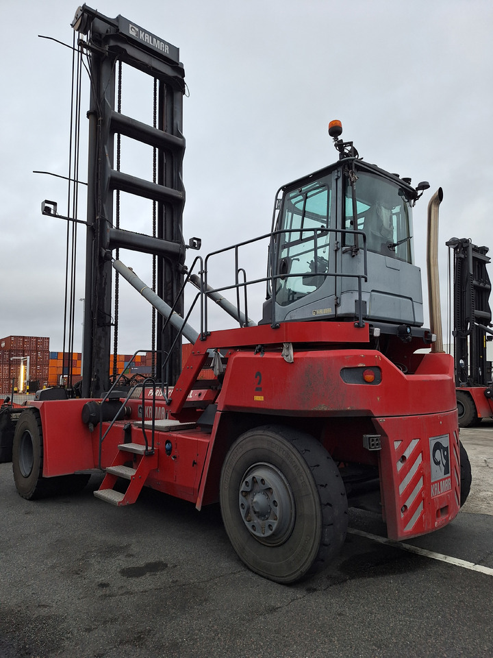 KALMAR DCG 100 45 ES7 - Manipulador de contentor: foto 1 KALMAR DCG 100 45 ES7 - Manipulador de contentor: foto 1
