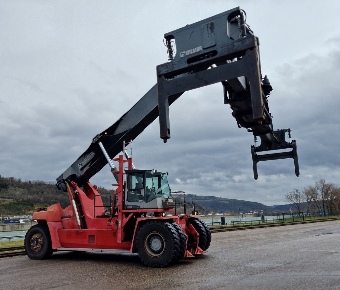 KALMAR DRF 450 70 S5XS - Reachstacker porta contentores: foto 3 KALMAR DRF 450 70 S5XS - Reachstacker porta contentores: foto 3