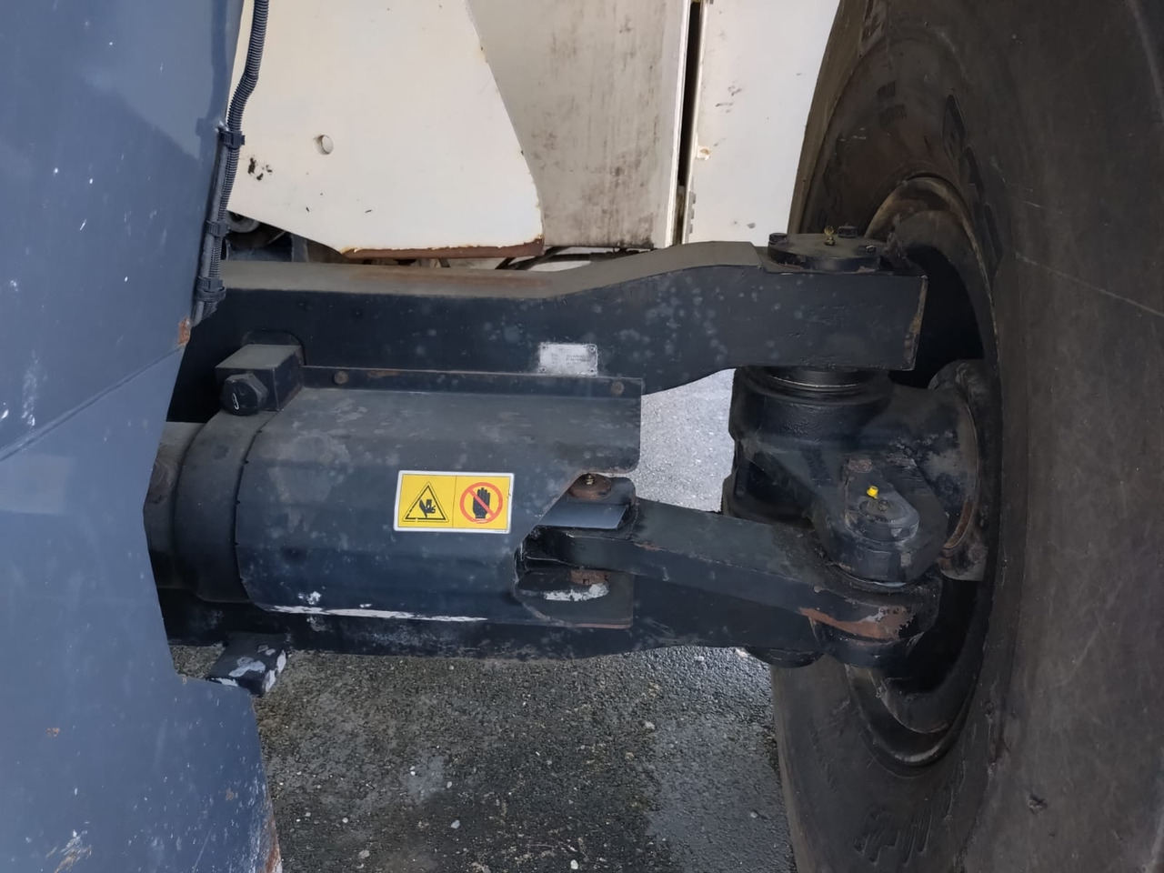 KONECRANES LiftAce 5-31 - Reachstacker porta contentores: foto 3 KONECRANES LiftAce 5-31 - Reachstacker porta contentores: foto 3