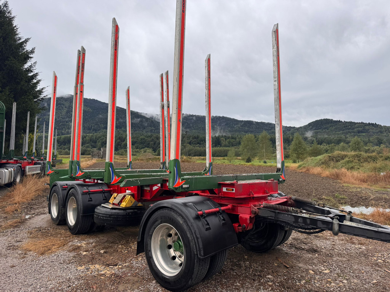 PRZYCZEPA - Reboque transporte de madeira: foto 2 PRZYCZEPA - Reboque transporte de madeira: foto 2