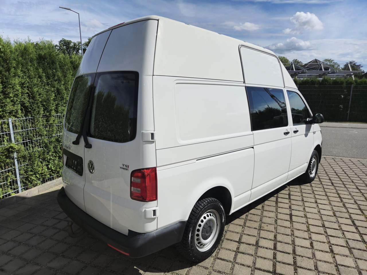 Volkswagen T6 Transporter Benzin Hochdach LR Standheizung - Furgão compacto: foto 5 Volkswagen T6 Transporter Benzin Hochdach LR Standheizung - Furgão compacto: foto 5