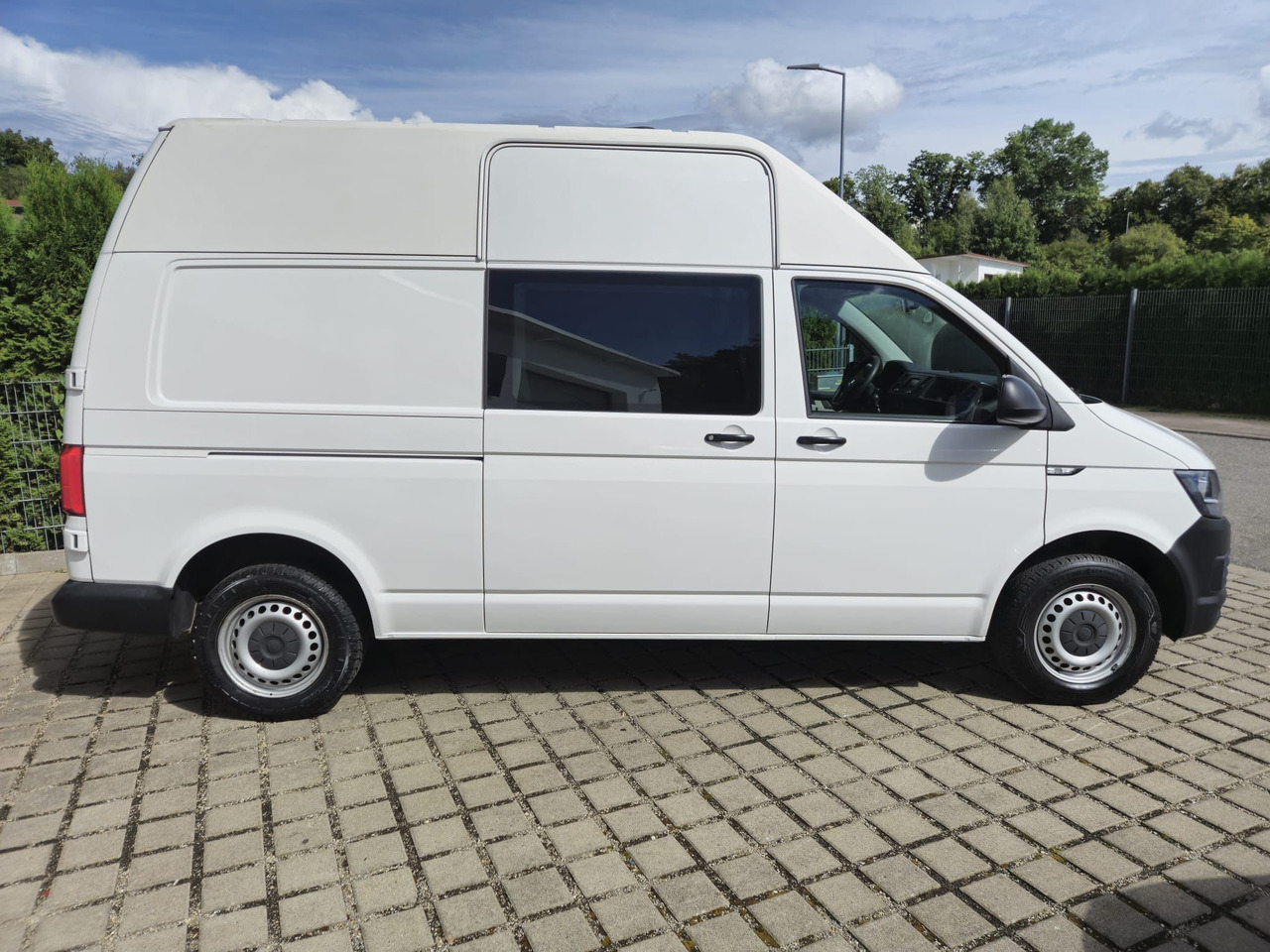 Volkswagen T6 Transporter Benzin Hochdach LR Standheizung - Furgão compacto: foto 3 Volkswagen T6 Transporter Benzin Hochdach LR Standheizung - Furgão compacto: foto 3