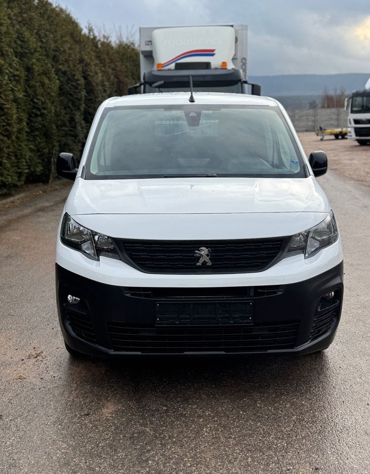 Peugeot Partner 21r 130 HK Niski przebieg 1wł ASO 5 dzwi Euro6.2/ford/opel/citroen - Furgão: foto 2 Peugeot Partner 21r 130 HK Niski przebieg 1wł ASO 5 dzwi Euro6.2/ford/opel/citroen - Furgão: foto 2