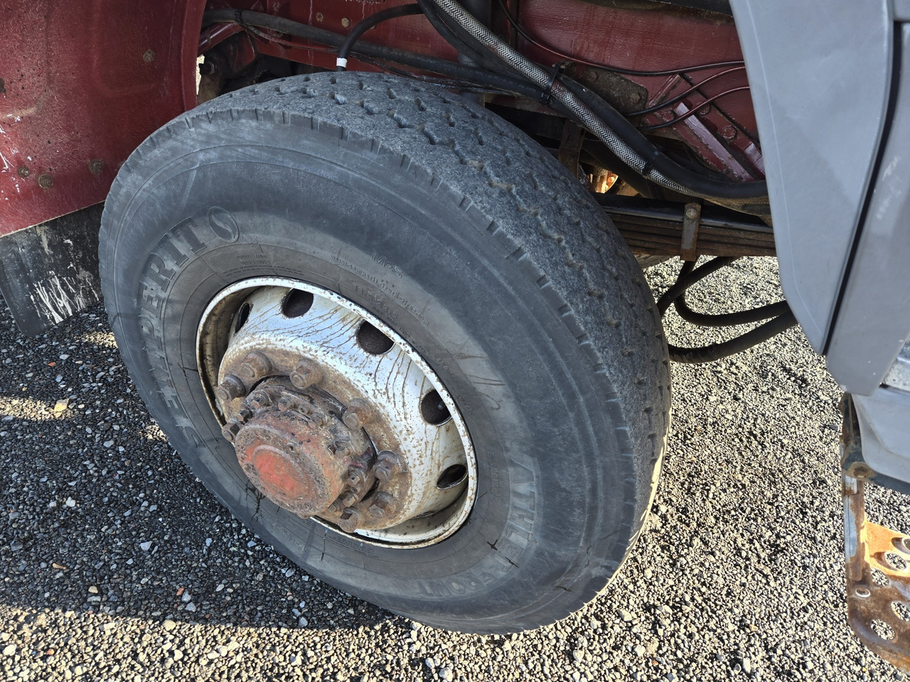 Camião basculante, Camião grua Renault G300 / 4x4: foto 16 Camião basculante, Camião grua Renault G300 / 4x4: foto 16