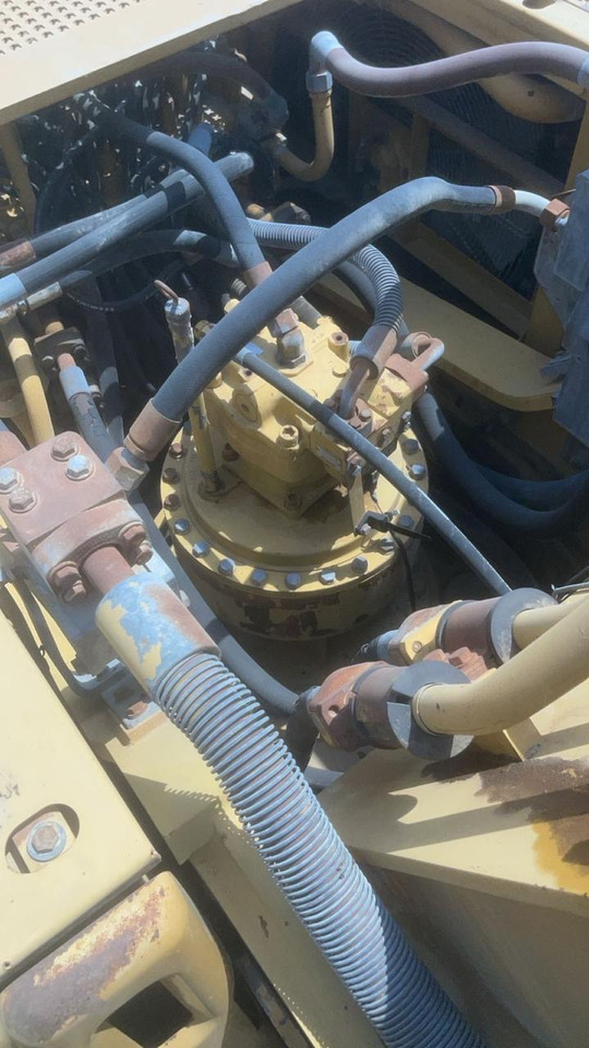 CATERPILLAR 330C - Escavadora de rastos: foto 4 CATERPILLAR 330C - Escavadora de rastos: foto 4