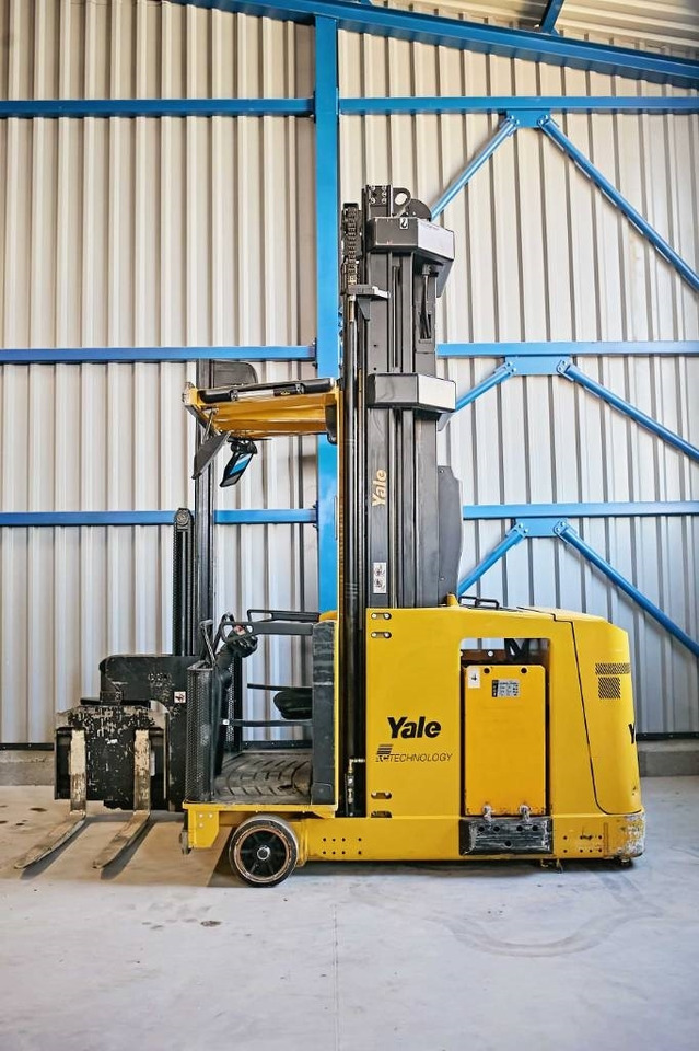 Yale MTC10 - Empilhador elétrico: foto 3 Yale MTC10 - Empilhador elétrico: foto 3