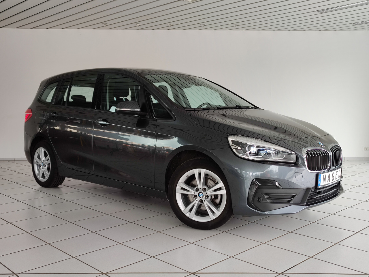 BMW 216 i Gran Tourer Advantage RTTI Navi Apple DAB PDC - Carrinha: foto 3 BMW 216 i Gran Tourer Advantage RTTI Navi Apple DAB PDC - Carrinha: foto 3