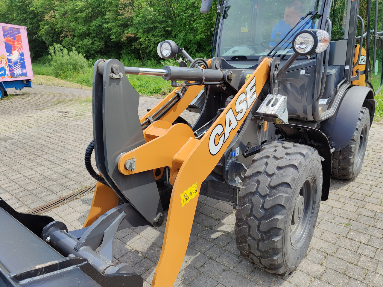 Case 121F STD ZB Radlader mit Schaufel ZB Kabine Klima HZG - Pá carregadora de rodas: foto 4 Case 121F STD ZB Radlader mit Schaufel ZB Kabine Klima HZG - Pá carregadora de rodas: foto 4